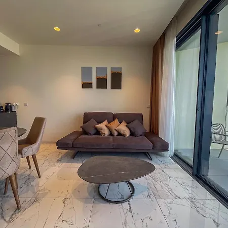 Luxury Designer Pools And Views Apartamento Sliema