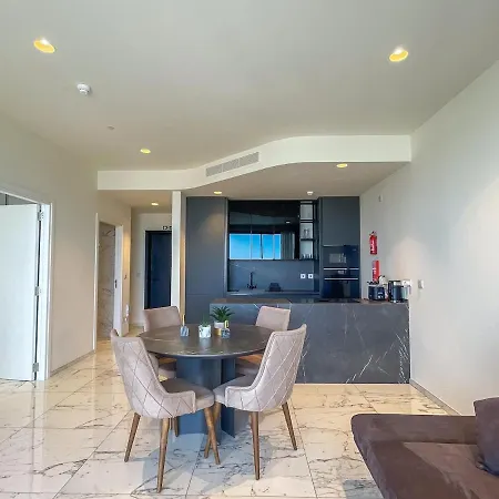 Apartamento Luxury Designer Pools And Views